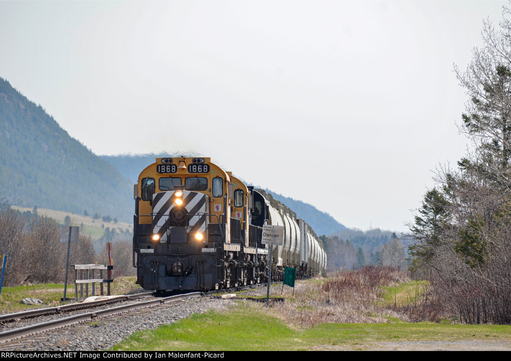 1868 leads SFG 565 at Nouvelle